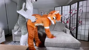 Homemade amateur doggystyle fucking