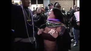 Muscly amateurs group sex