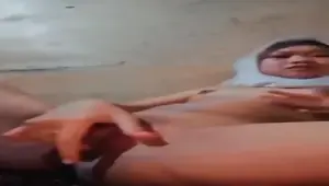 Abg Jilbab SMA Sange Colmek Buat Pascol Maaa