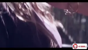 Lola Reve shows her lesbian side