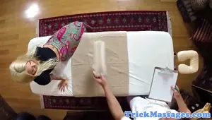 Hot blonde babe fuck hot masseur