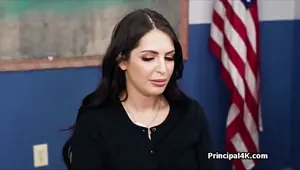 Throating n fucking mini skirt milf at the office