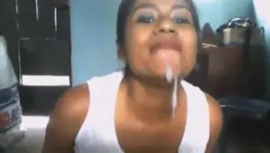 Peruvian momma wants a feed