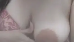 Nadine sexy titties