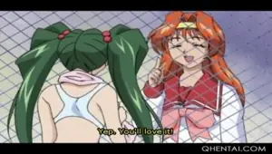 Comparing young Asian pussy