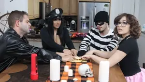 Swappz Innocent Step Sisters Serena Santos Leana Lovings Fuck Away Their SEX DEMONS