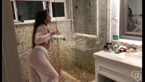 dani daniels shower creampie challege