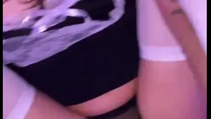 cogiendo con la criada