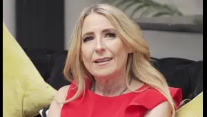 english gilf has potential tenant ir assfuck her