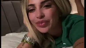 pawg booty shaking