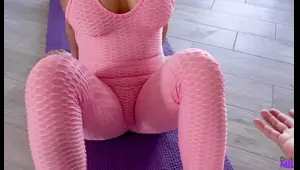 stepmom i am not blind you 100 seducing me