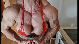 mrs chacon, feeling her muscle power makes her scream of pl