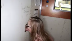 sensational girlfriend roxy rox first time putz fucked 720