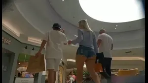 slut mom showing off ass in candid shorts