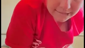 slutty bbw shoves huge buttplug in her ass