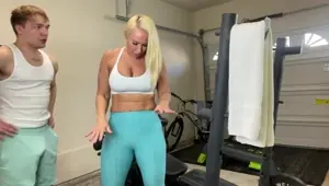 My Big Tit Step Aunt Wants To Fuck Instead Of Lifting Mellanie Monroe