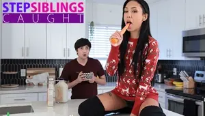 Cock Hungry Stepsis Bianca Bangs convinces Stepbro her Big Dick Fetish is worth It S26:E5