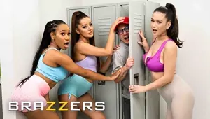 Brazzers Sexy Girls Jenna Foxx, Vanna Bardot Jasmine Wilde Work Out Every Hole In The Gym