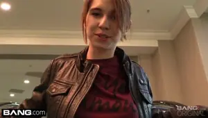 Flashing her pussy in a restaurant