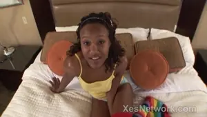 Cute Teen Loves to have Fun in Ebony Teen Movie