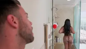 BANGBROS Seth Gamble Looking For Some Brown Sugar, Finds It In The Form Of Curvy Ebony Treat Aryan