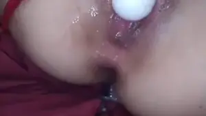 Que rico leche sale de mi vagina apretadita, chorreando semen caliente desde mi vagina