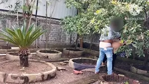 Public garden Sex Girlfriend with boyfriend blowjob and fucking without condom
