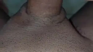 Mi vecino viene a pedirme azucar y lo espero en cuatro patas