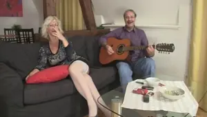 MEETMYSWEET Dude leaves for booze when his parents fuck his GF