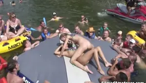 FILMED AMATEURS Wild teens out of control like insane video 1