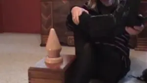 Hot GILF Anal Buttplug
