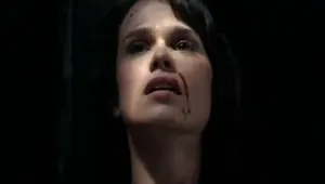 Anna Hutchison Spartacus Taylor Bow