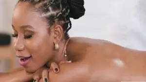 Hot masseuse lick and massage the pussy of her ebony client Jenna Foxx, Jenna Sativa