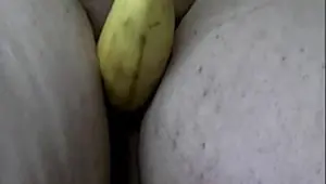 hairy arab avec banana