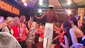 Hot groupie with stunning amateur chicks