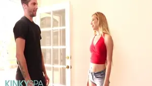 Kinky Spa Petite Blonde Slut Lyra Law Shows Off Bush