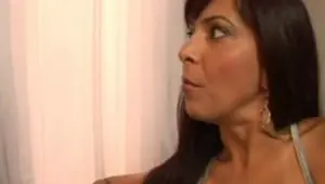 Brazilian milf needs the doktor