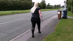 BBW PICKUP Stranger fucks chubby blonde