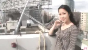 Japanese MILF Kaede Kuroki Fills Her Mouth and Pussy at Once