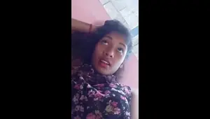 sexy girl doing selfiee 50.mp4