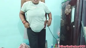 Fucked his new maid for the first time and squirted cum on her pussy