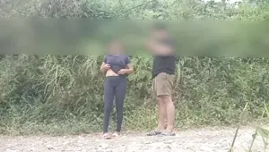 Horny Filipino Couple fucks in Public Voice Over Shoutout