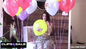 Fetsish for Inflatable Balloons B2P Makes me Giggle