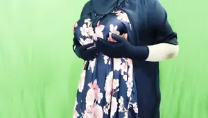 Indian beautiful village housewife having sex in the room clear Hindi audio