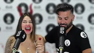 Sara Blonde in the spicy room of the Argentine ELO PODCAST FULL INTERVIEW