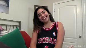 Putting cute amateur Mariah's mouth to work