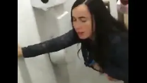 VIRAL WHATSAPP Enfermera venezolana es follada y grabada por el director del hospital