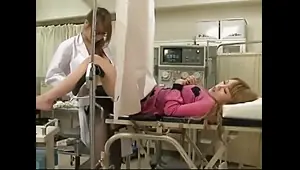 Brunette Jap babe dicked with a dildo during Gyno exam