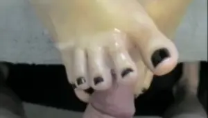 BAREFOOT CUMSHOT COMPILATION